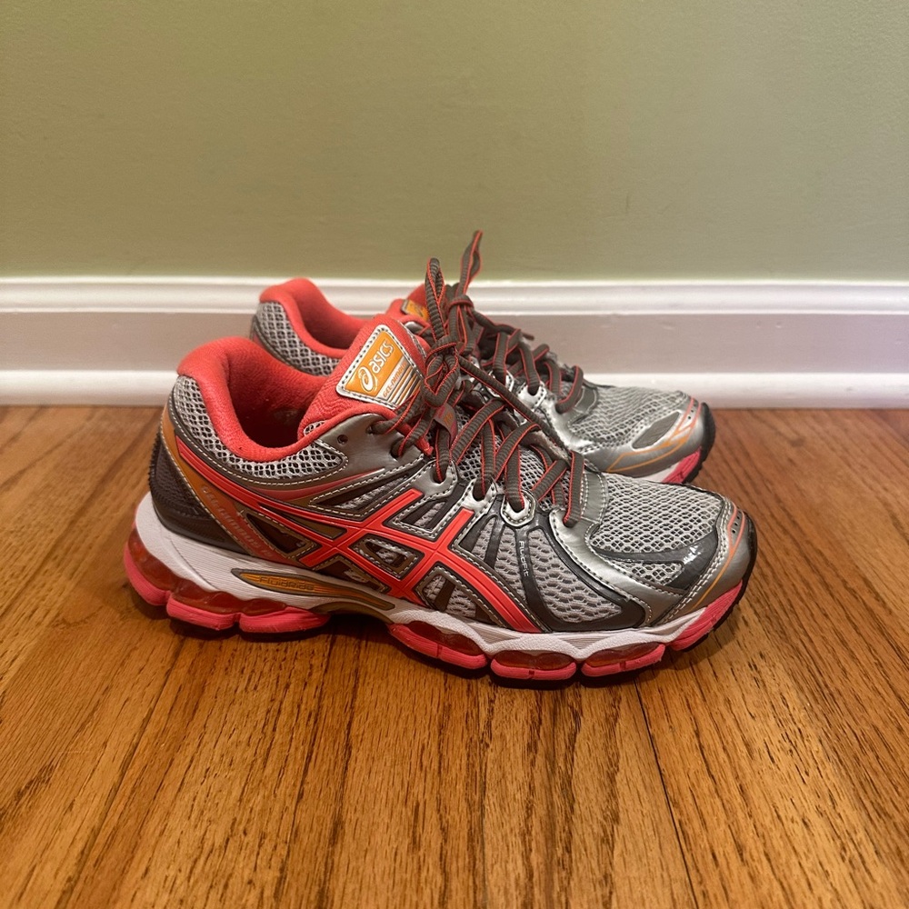 Women’s ASICS Nimbus 15 Size 6